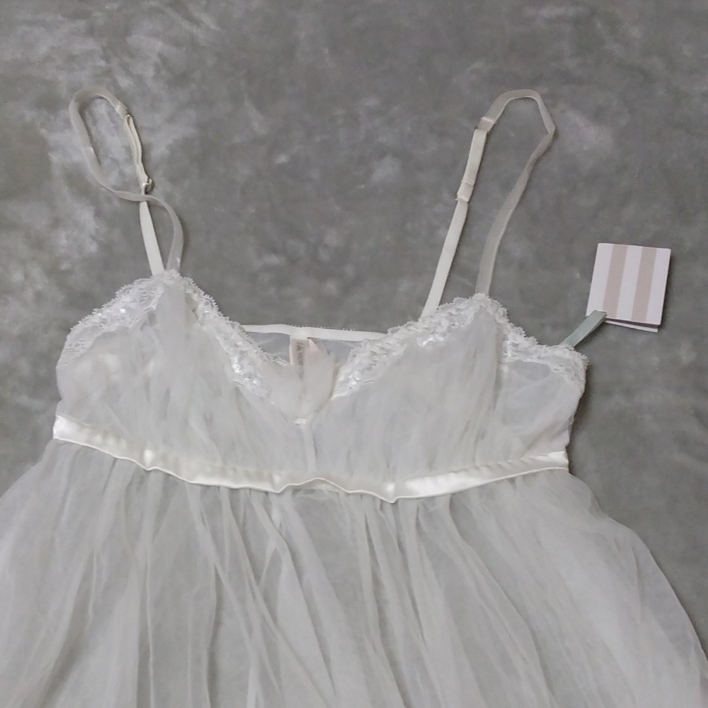 Vs - Picture 2 of 7